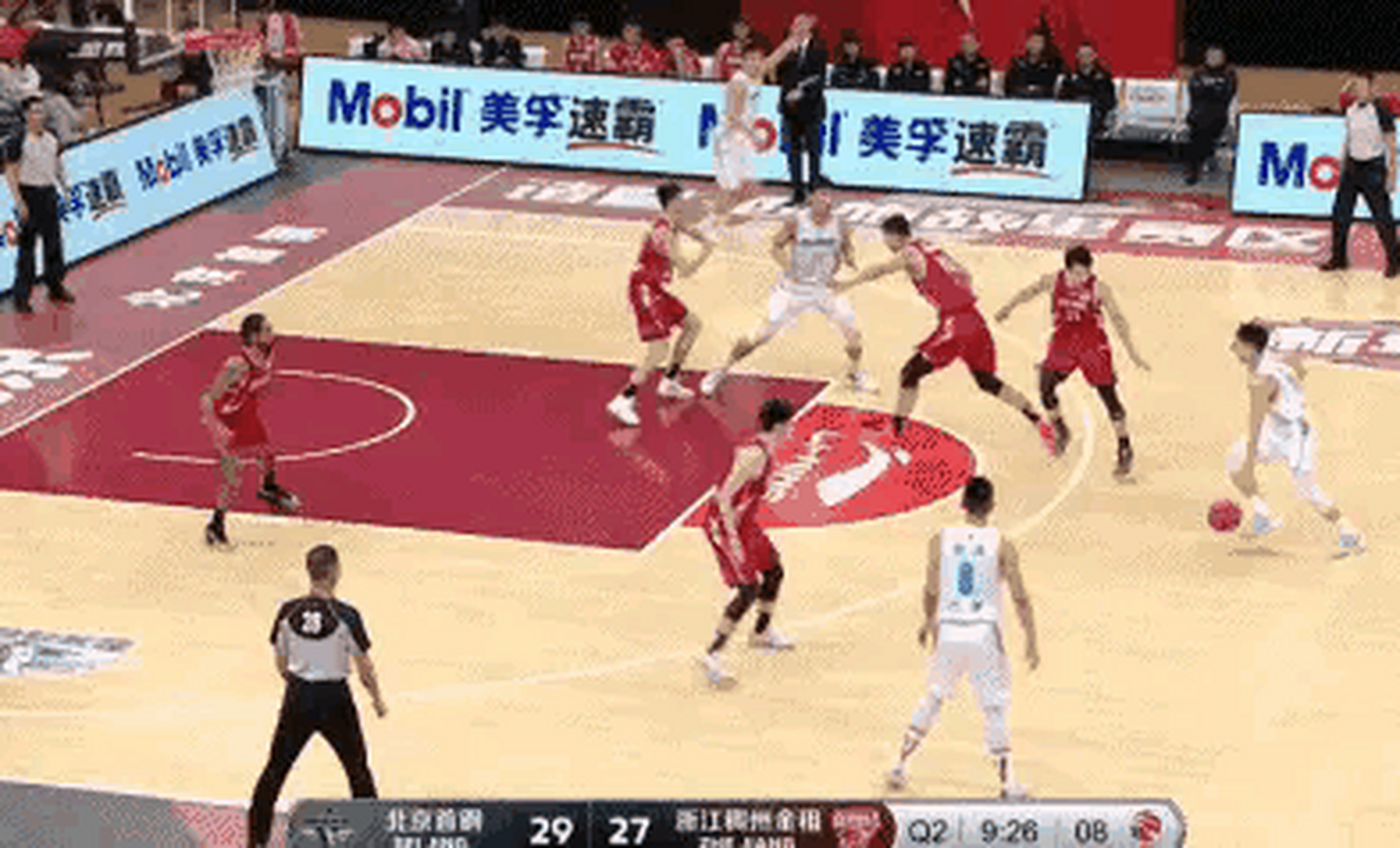 北京首钢遭遇主场失利，积分榜位置下滑