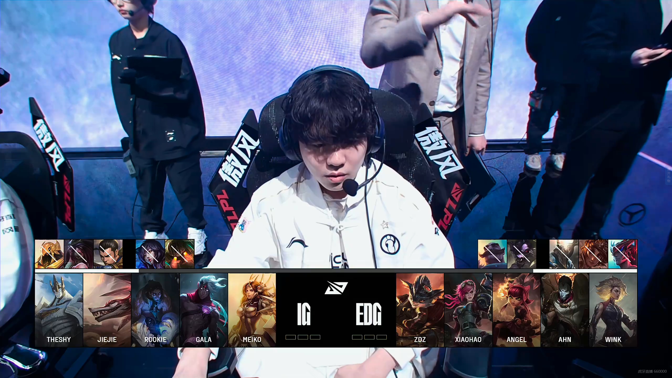 关于EDG翻盘BLG，Uzi完成史诗逆转宿命之战四强赛，成为赛场最大亮点的信息