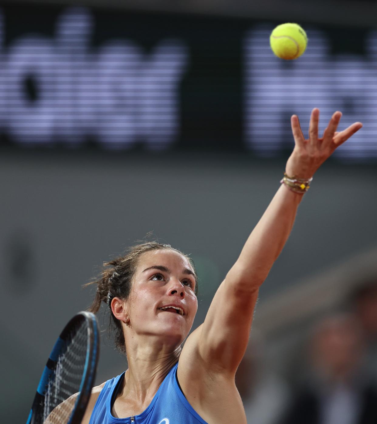 关于法国网球队完胜世界网球队，克耶高斯关键制胜的信息