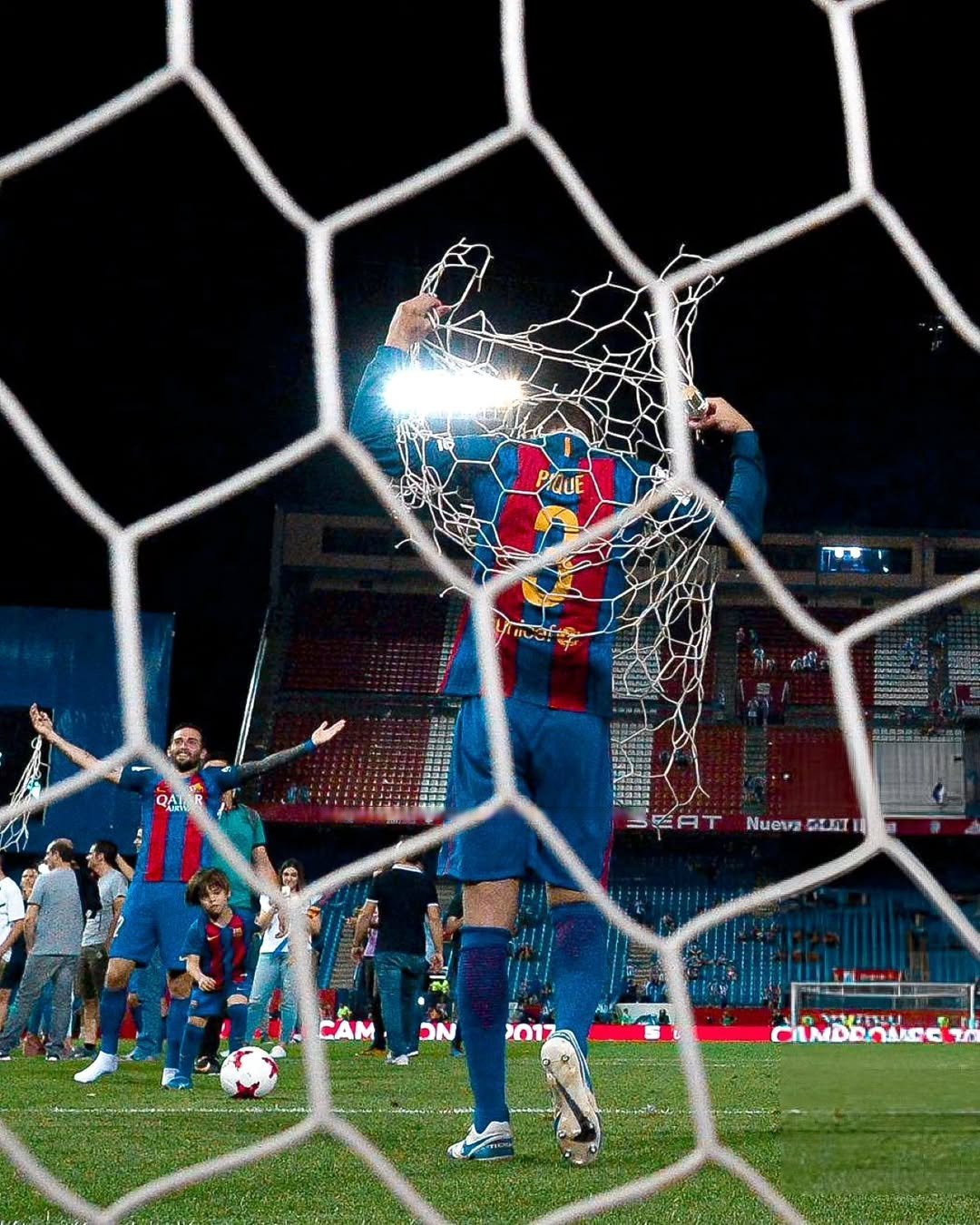 阿森纳逆转西班牙，萨内点燃赛场的简单介绍